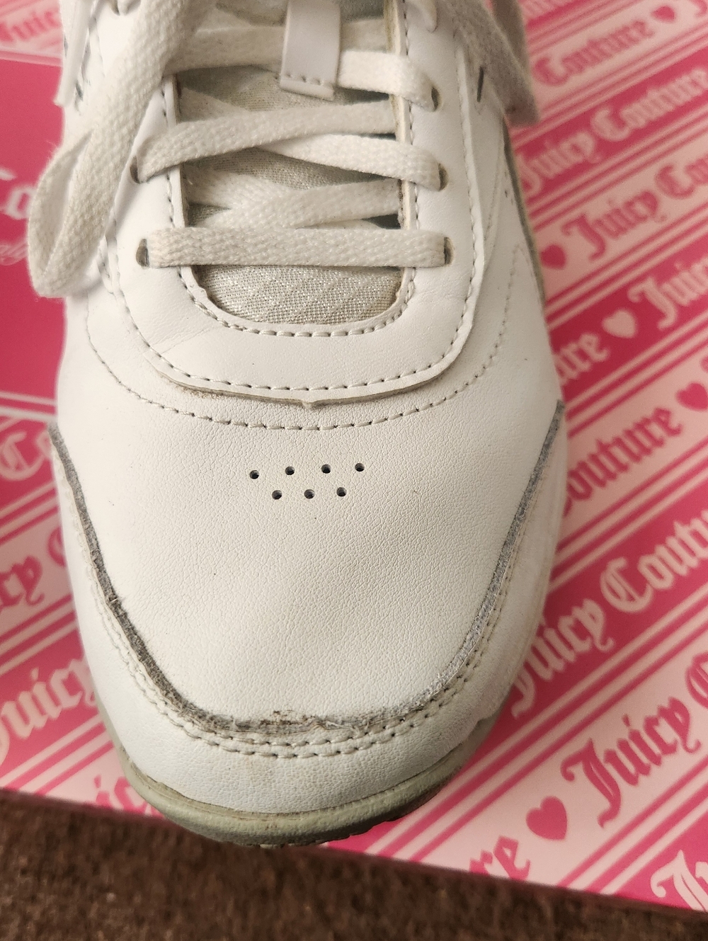 Reebok Runners - Picture 6 of 7